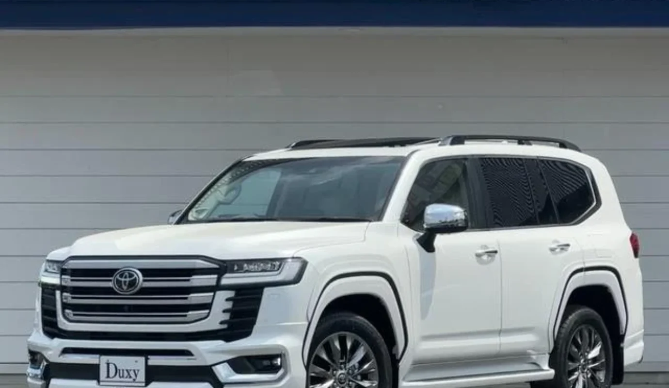 TOYOTA LAND CRUISER ZX – 2025