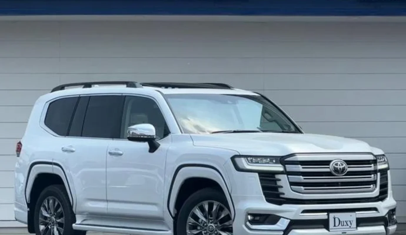 TOYOTA LAND CRUISER ZX – 2025