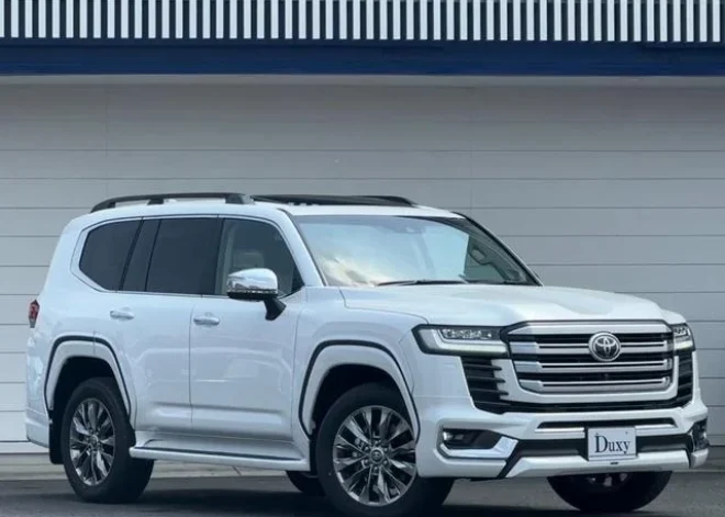TOYOTA LAND CRUISER ZX – 2025