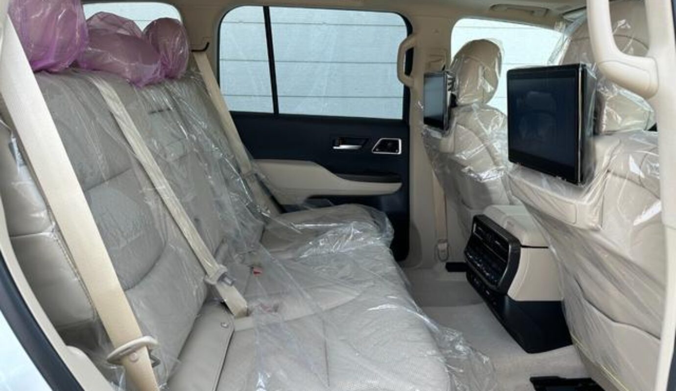 TOYOTA LAND CRUISER ZX – 2025