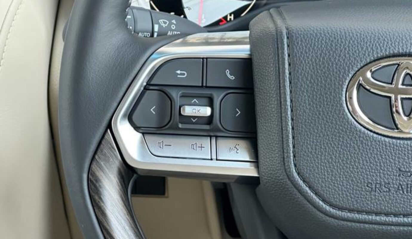 TOYOTA LAND CRUISER ZX – 2025