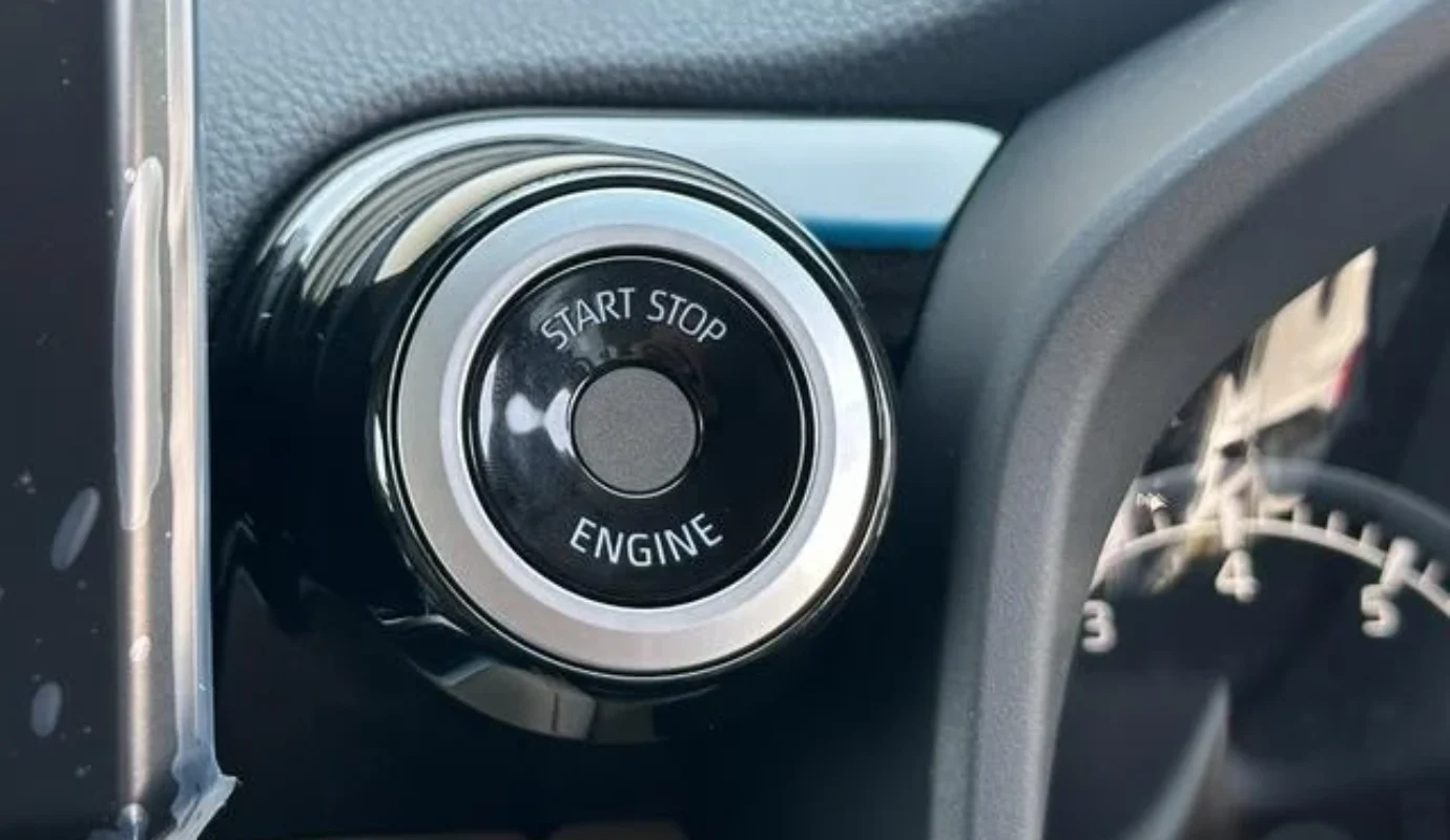 TOYOTA LAND CRUISER ZX – 2025