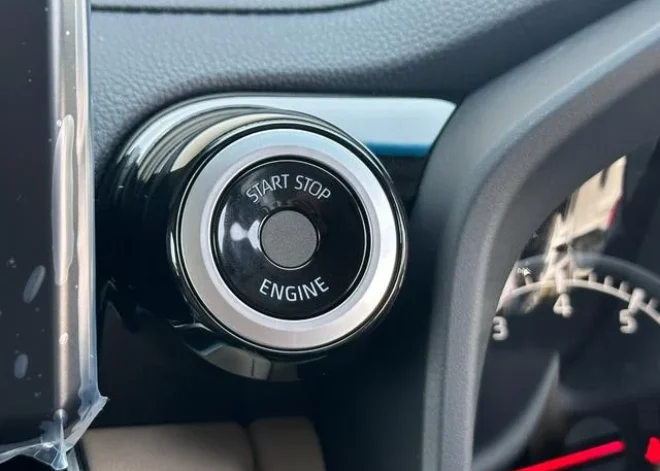 TOYOTA LAND CRUISER ZX – 2025