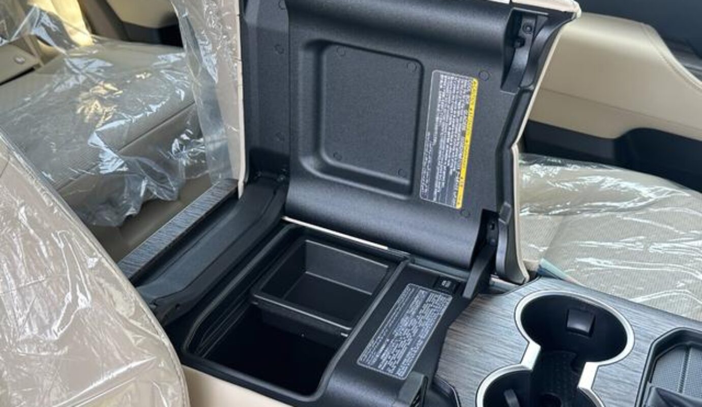 TOYOTA LAND CRUISER ZX – 2025