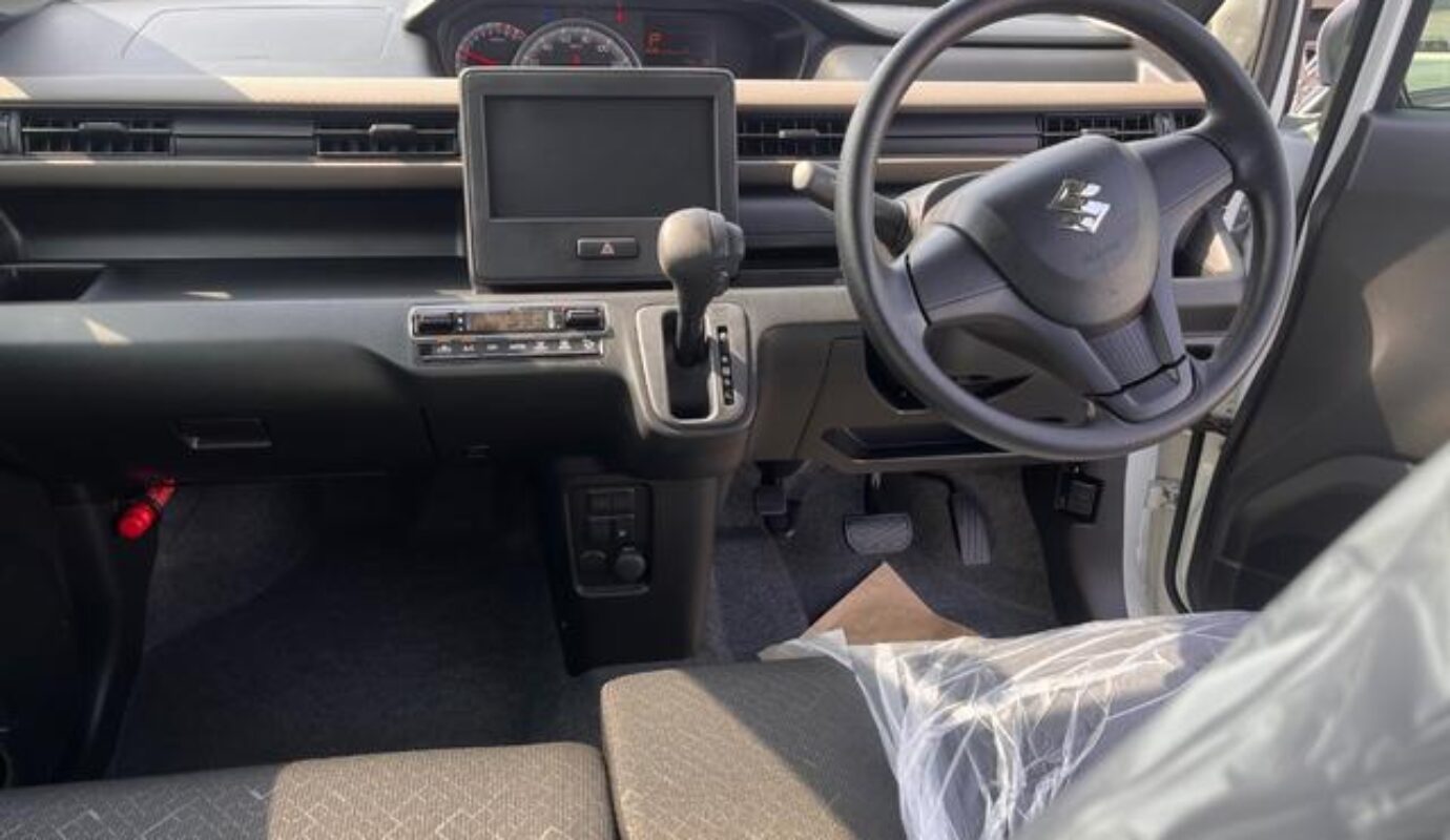 Suzuki Wagon R FX – 2025