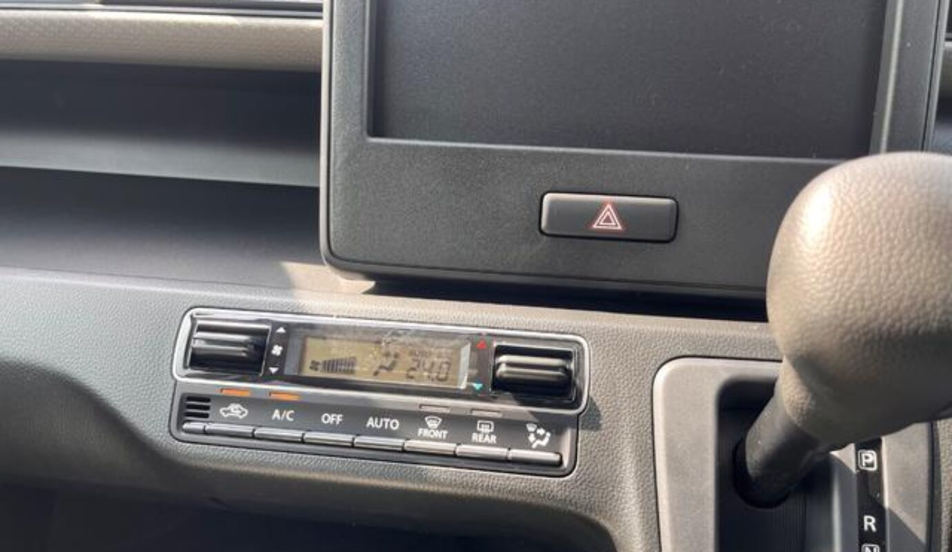Suzuki Wagon R FX – 2025