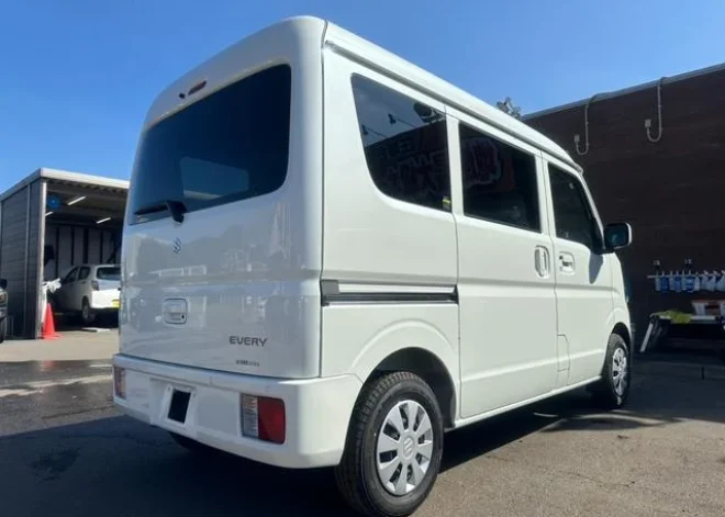 SUZUKI EVERY JOIN – 2025