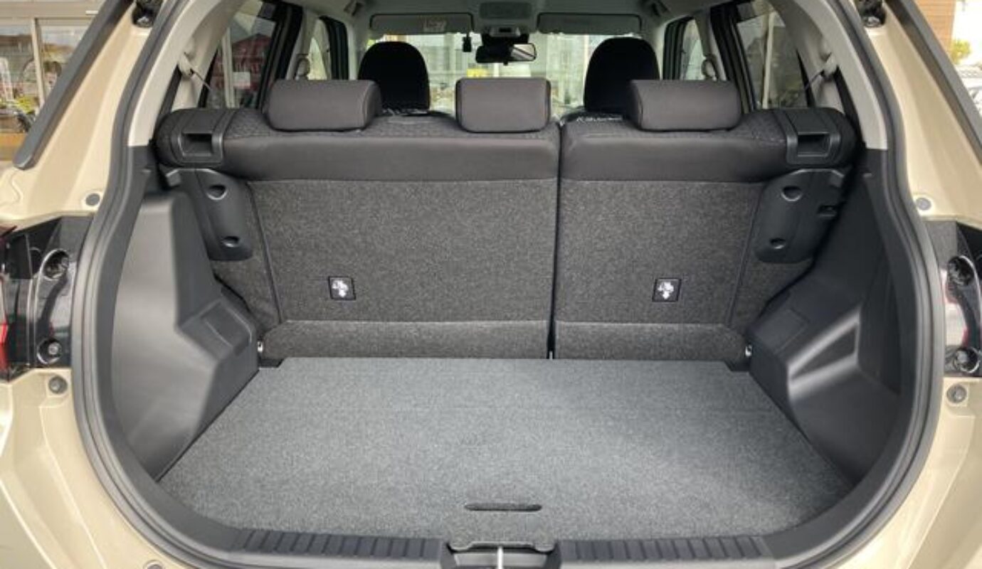 DAIHATSU ROCKY X HEV – 2025