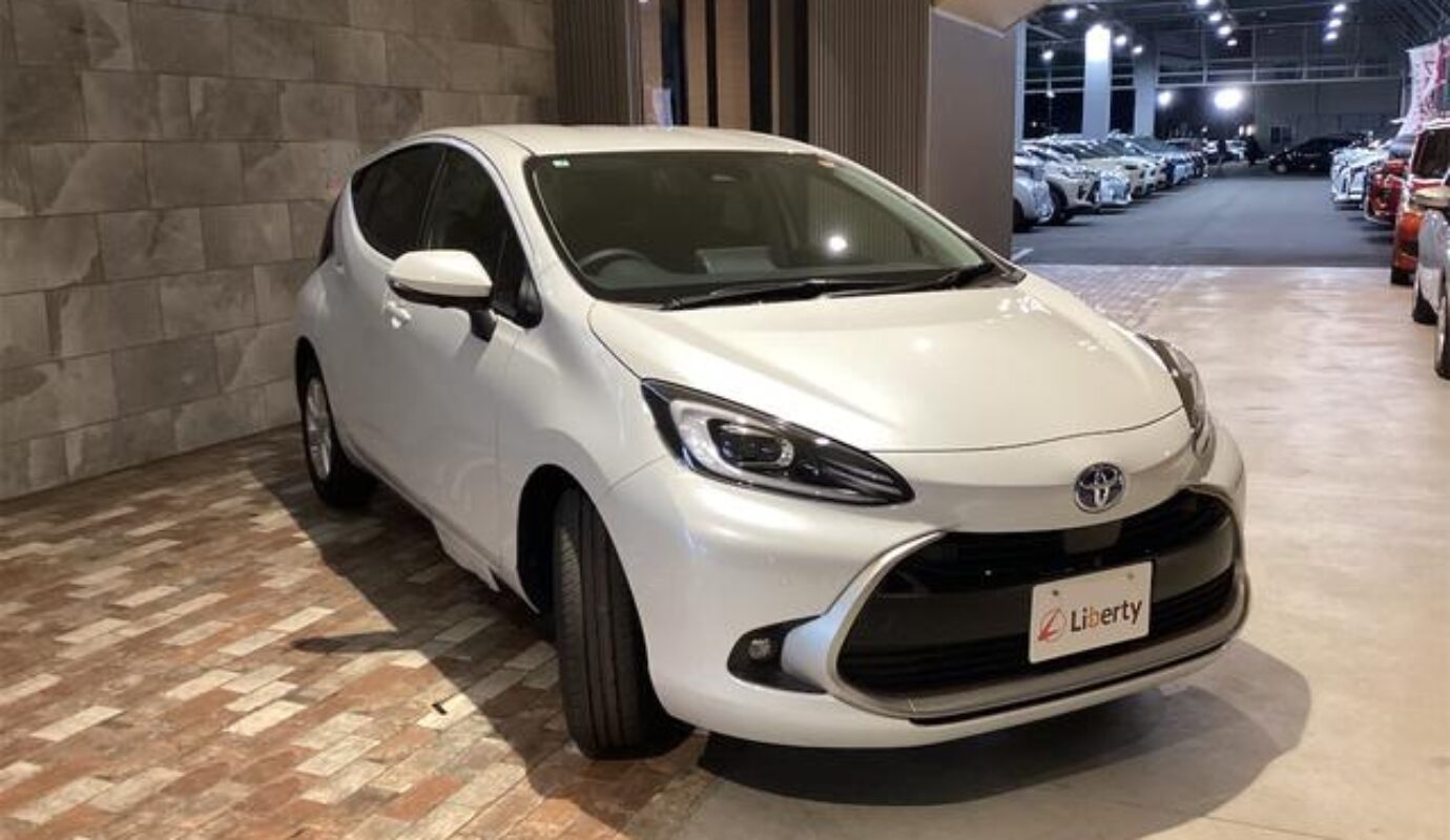 TOYOTA AQUA Z – 2025
