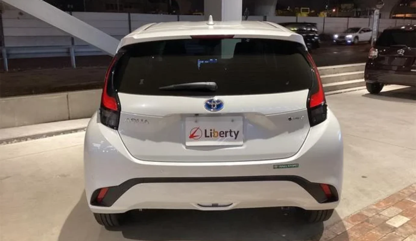 TOYOTA AQUA Z – 2025