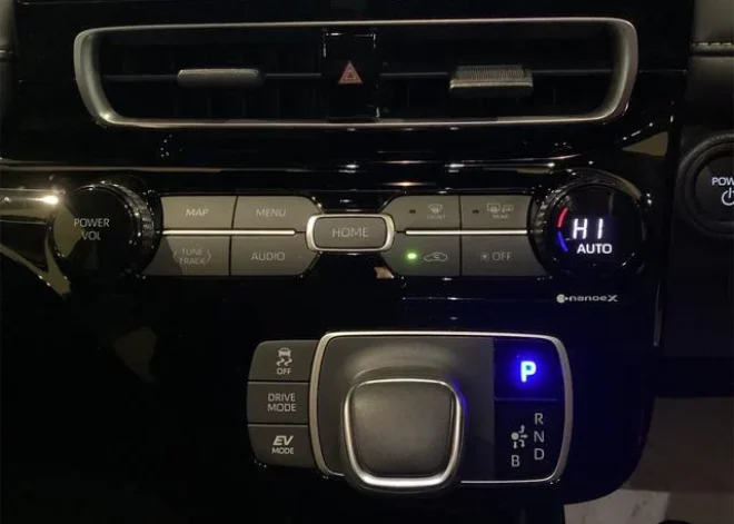 TOYOTA AQUA Z – 2025