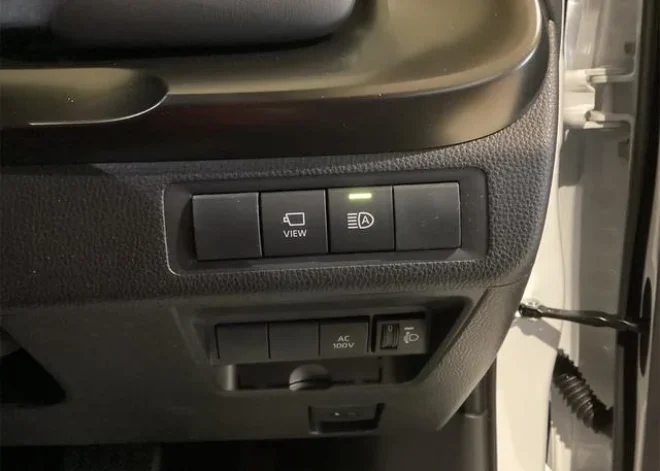 TOYOTA AQUA Z – 2025