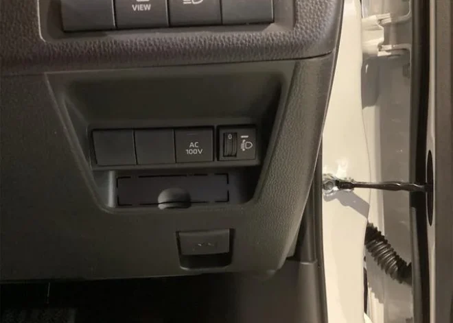 TOYOTA AQUA Z – 2025