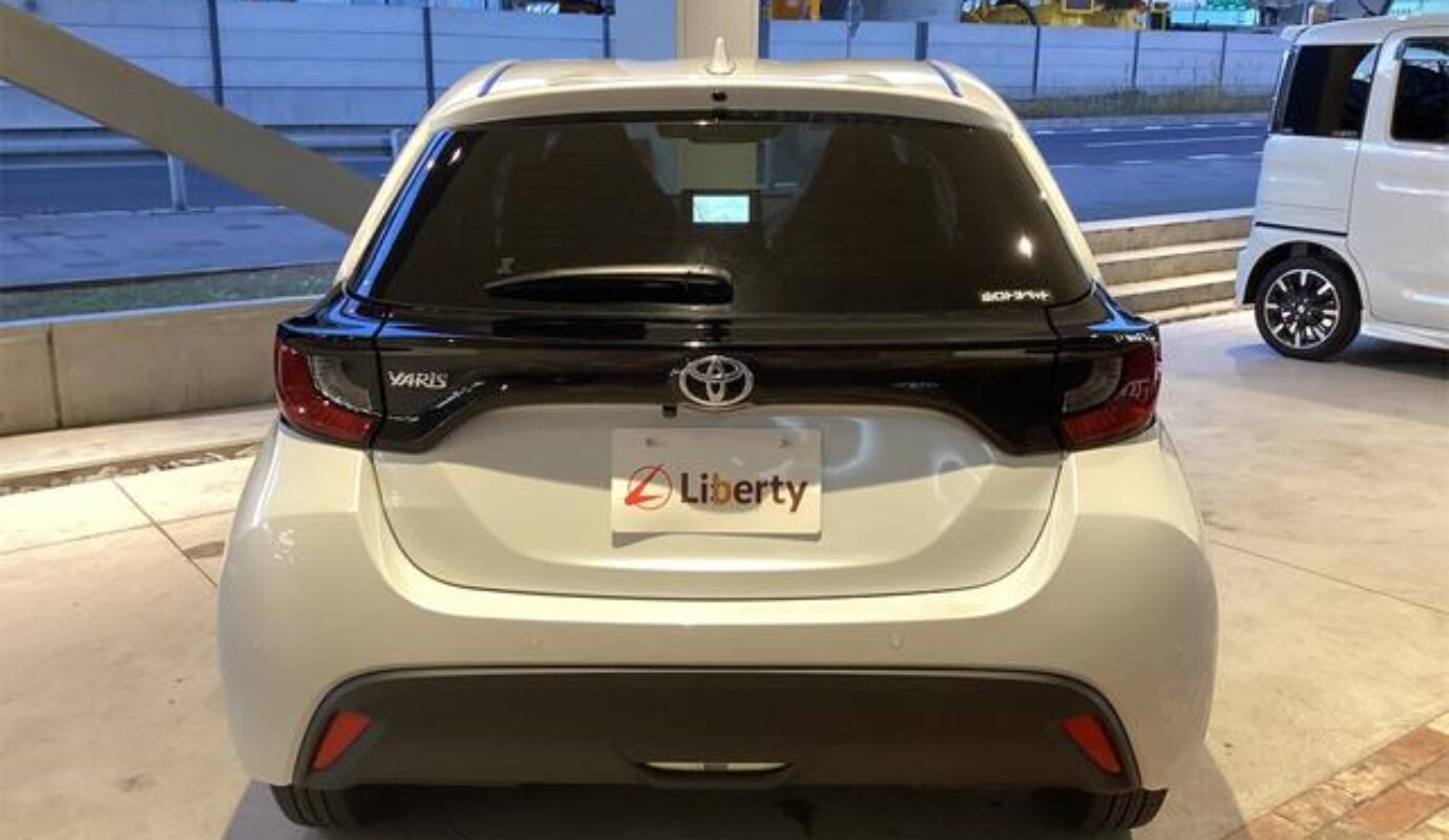 TOYOTA YARIS G – 2025