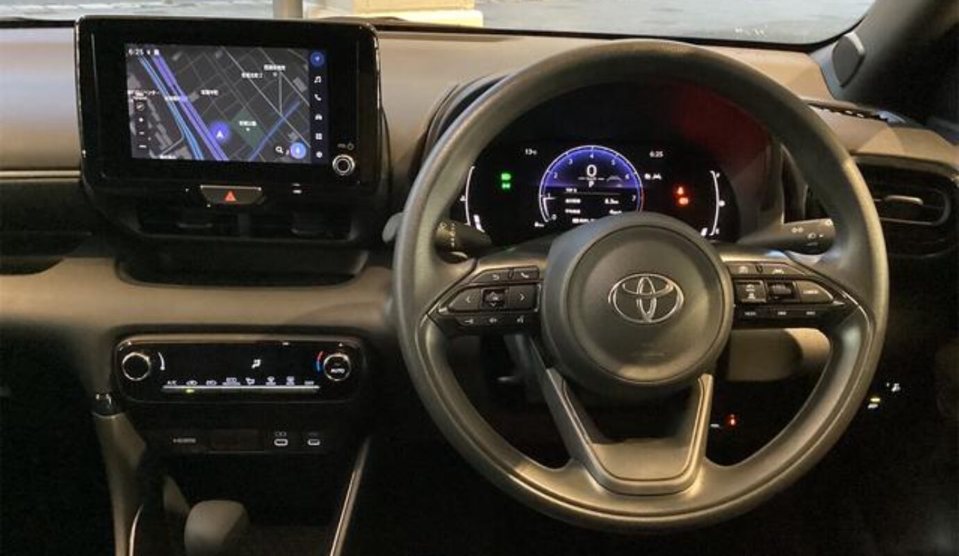 TOYOTA YARIS G – 2025