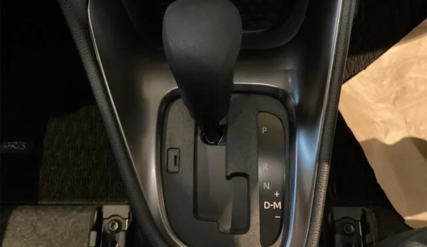 TOYOTA YARIS G – 2025