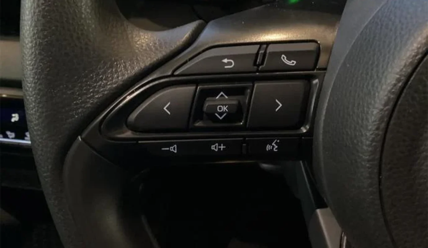 TOYOTA YARIS G – 2025