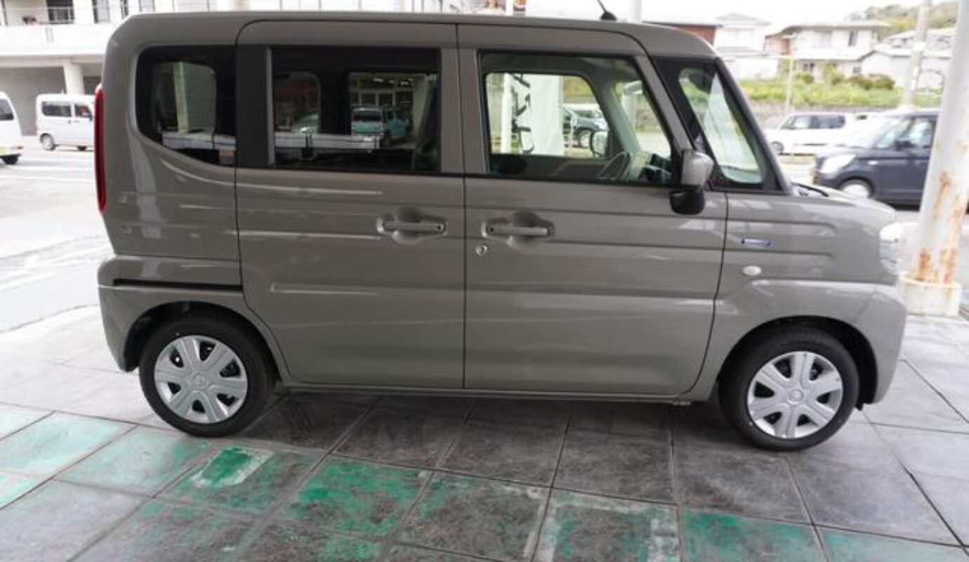 MAZDA FLAIR WAGON XS – 2025