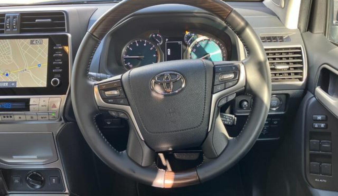 TOYOTA LAND CRUISER PRADO TX L – 2024