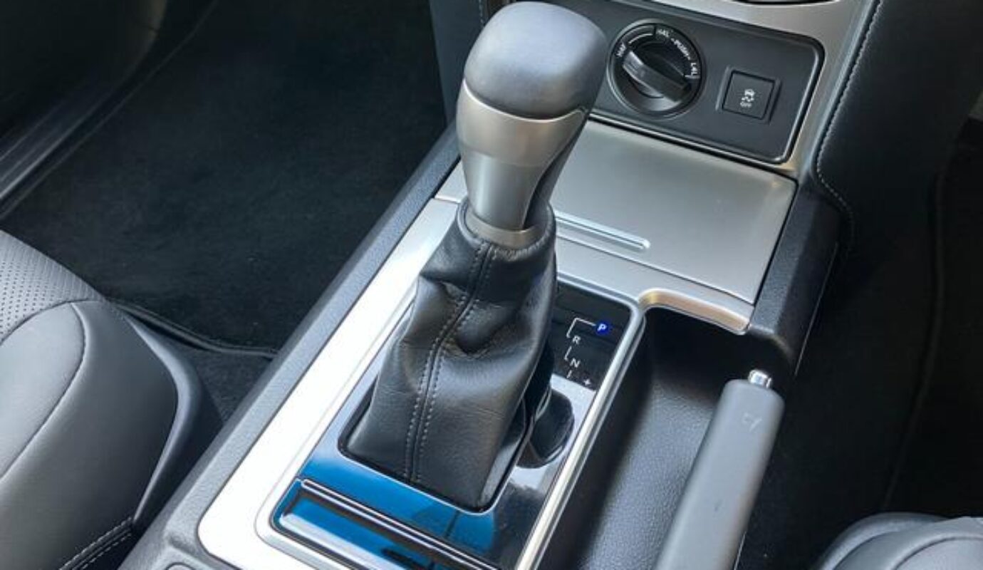 TOYOTA LAND CRUISER PRADO TX L – 2024